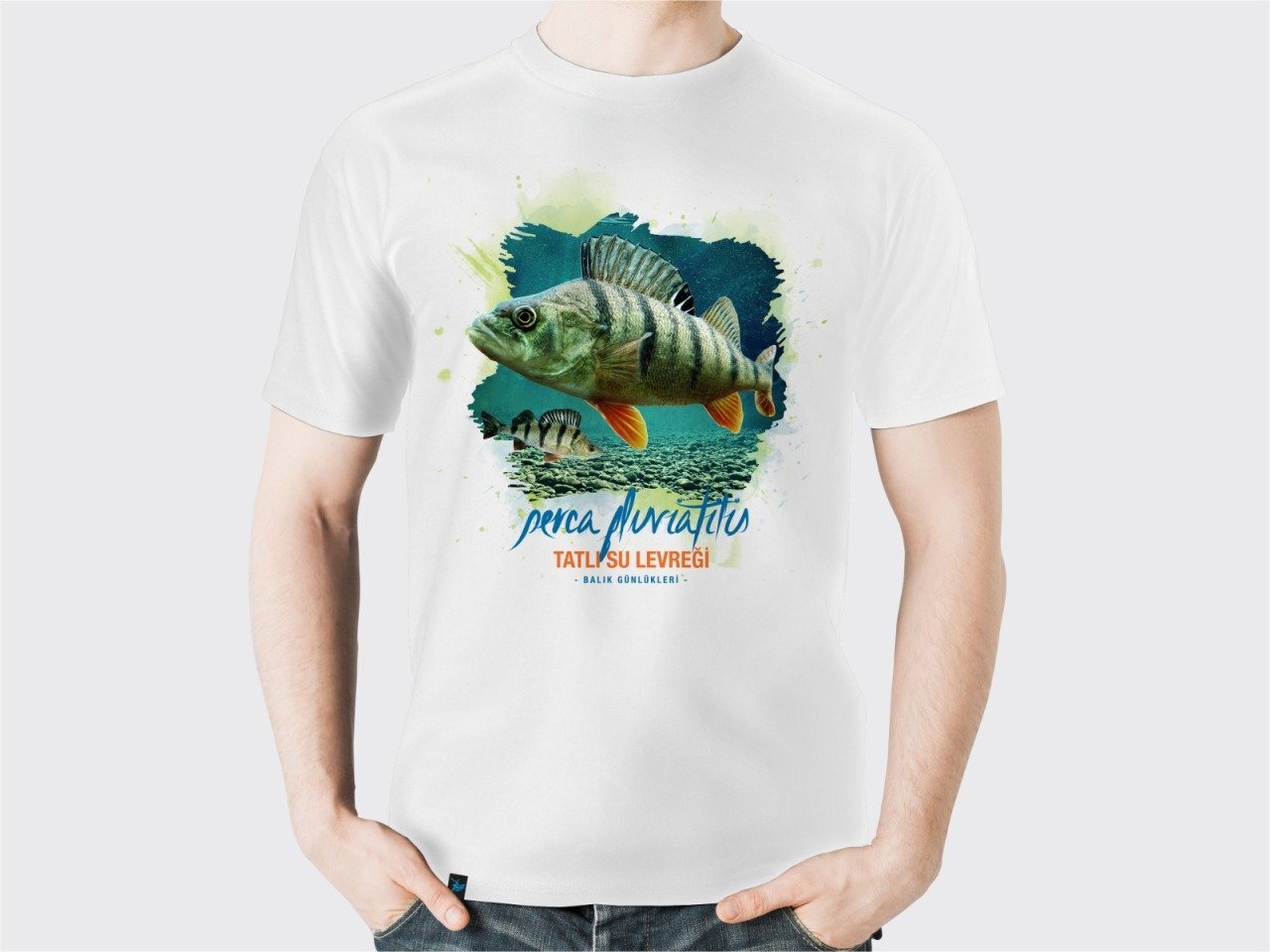 0 Yaka Tatlı Su Levreği Baskılı T-Shirt - Beyaz